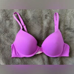 PINK-Victoria’ Secret Wear Everywhere Push Up Bra